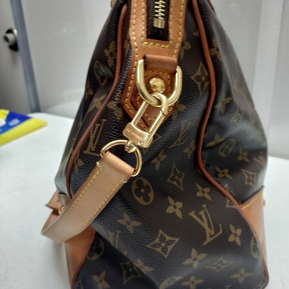 Authentic Louis Vuitton Retiro GM (large)*SOLD** - Picture 5 of 16